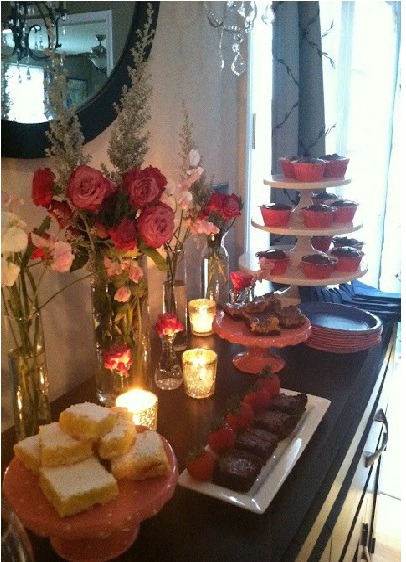 Escoge el mueble perfecto para tu mesa de postres - LaCelebracion.com